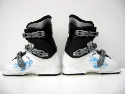 Salomon T3 245 mm dětské použité lyžáky Salomon T3 245 mm dětské použité lyžáky