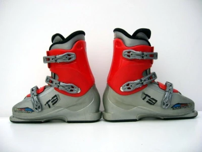 Salomon T3 260 mm dětské použité lyžáky Salomon T3 260 mm dětské použité lyžáky