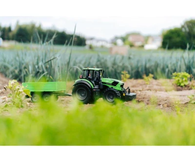 Deutz RC traktor 8280 TTV s přívěsem 1:16 RTR