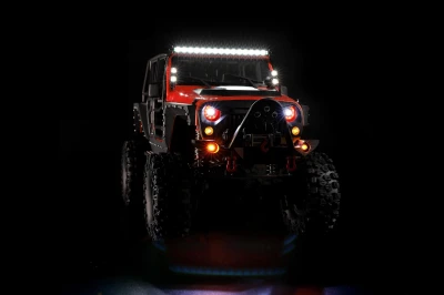DF Models DF-04S PRO BL 1:10 brushless RC crawler s LED osvětlením, elektrickým navijákem, 2stupňovou převodovkou a uzávěrkami diferenciálů