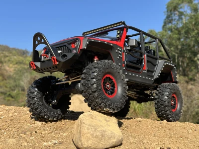 DF Models DF-04S PRO BL 1:10 brushless RC crawler s LED osvětlením, elektrickým navijákem, 2stupňovou převodovkou a uzávěrkami diferenciálů