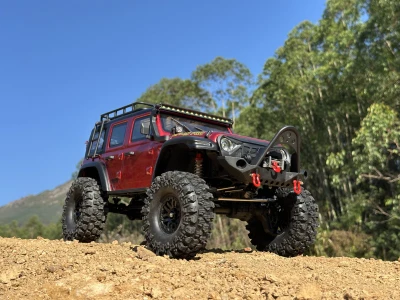 DF Models DF-04S PRO BL vínová metalická 1:10 brushless RC crawler