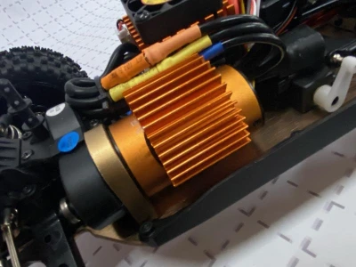 DF models RC auto RC buggy BL06- Brusshless 1:14 + sleva 400,- na příslušenství