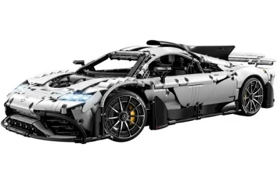 Double Eagle AMG One - stavebnice z kostek