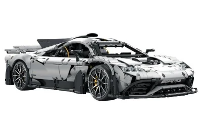 Double Eagle AMG One - stavebnice z kostek