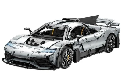 Double Eagle AMG One - stavebnice z kostek