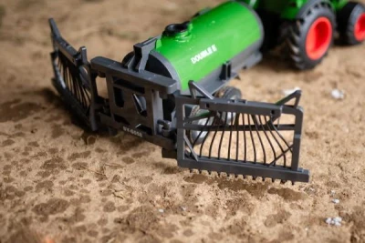 Double Eagle Kropící postřikovač pro traktory 1/16