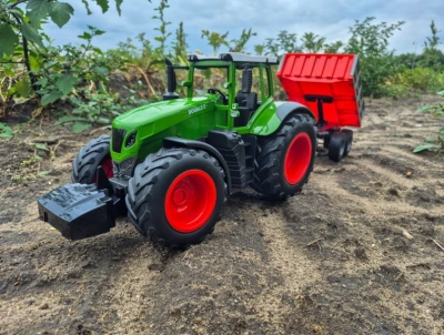 Double Eagle RC traktor se sklápěcím valníkem 1/16