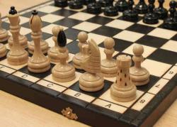 Drevene sachy Česká klubovka original s dřevěnou šachovnicí