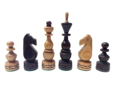 Faraon dřevěné šachové figurky