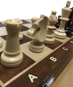 Dřevěné šachy.cz Šachy turnajové č.5 s intarzovanou šachovnicí