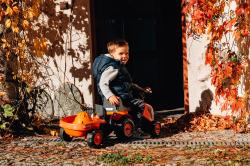 Falk 260C Baby Kubota ride-on traktor s přívěsem, hrábě lopata