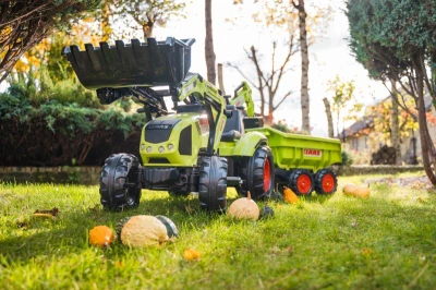 Falk Šlapací traktor 1010W Claas Axos s nakladačem, rypadlem a vlečkou