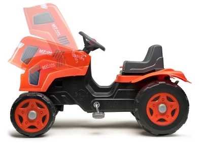 Falk Šlapací traktor Kubota s vlečkou