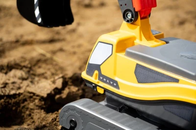Falk Volvo Digger plně kloubový s otevíratelným sedadlem