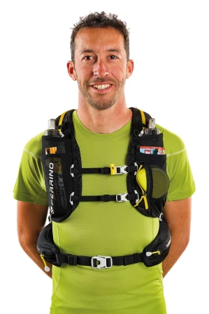 Ferrino X-Dry 15+3 černý nepromokavý běžecký batoh