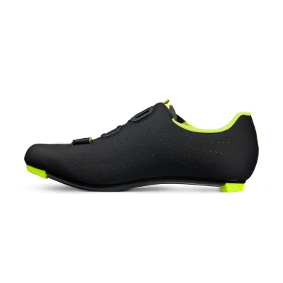Fizik Overcurve R5 cyklistické tretry + sleva 400,- na příslušenství