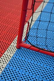 Floorbee Dock skládací florbalová branka se sítí - červená