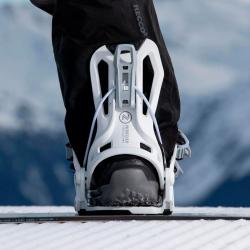 Flow Nexus White snowboardové vázání + sleva 400,- na příslušenství