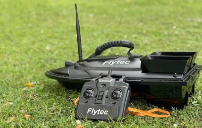 Flytec 2011-5 – loďka na návnadu, 12 000 mAh