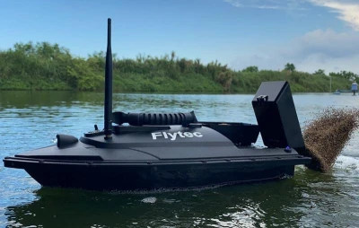 Flytec 2011-5 – loďka na návnadu, 12 000 mAh