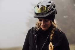 Force ATTIC černo-zlaté cyklistické brýle - zlaté zrc. sklo