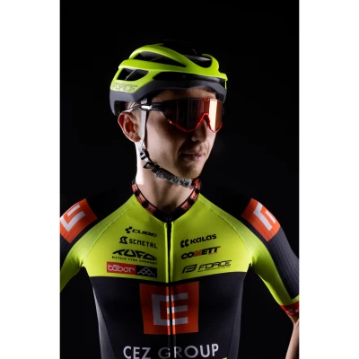 Force CREED černo-červené, červené revo skla cyklistické brýle