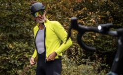 Force CYCLONE černé cyklistické brýle, modro-fialové sklo