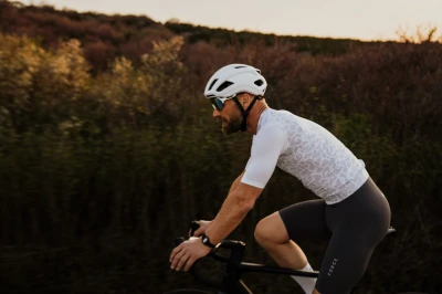 Force ELECTRA bílé cyklistické brýle, červené revo sklo