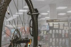 Force Držiak na bicykel na stenu za predné koleso Fe, čierny