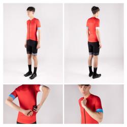 Force GAME červený cyklistický dres - kr. rukáv + Force BLADE MTB černé cyklokraťasy
