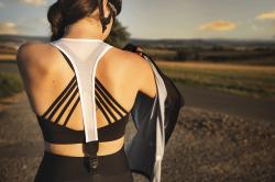 Force GOLD LADY černo-zlaté dámské cyklokraťasy se šráky a vložkou