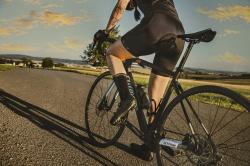 Force GOLD LADY černo-zlaté dámské cyklokraťasy se šráky a vložkou