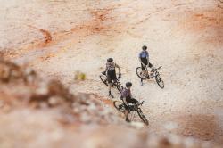 Force LIFE černo-modro-růžový cyklodres