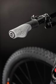 Force Madla ERBOW tvarovaná, černo-šedá, balená