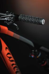 Force Madlá gumová, čierna, balená