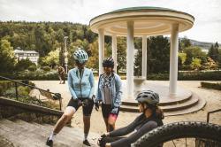 Force POINTS LADY černo-bílé dámské cyklokraťasy se šráky a vložkou