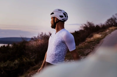 Force ALVARO bílá cyklistická přilba