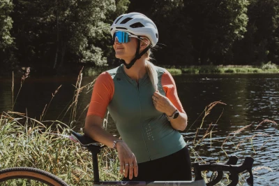 Force ALVARO bílá cyklistická přilba