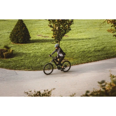 Force DOWNTOWN šedá cyklistická přilba