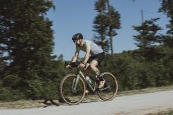 Force DOX černá cyklistická přilba