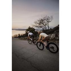 Force IBEX MTB béžová cyklistická prilba