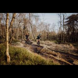 Force IBEX MTB oranžová cyklistická přilba