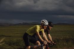 Force NAOS bílá cyklistická přilba