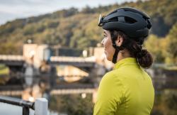 Force NAOS černá cyklistická přilba