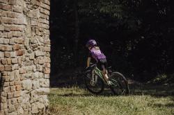 Force ZEBU s blikačkou fialová detská cyklistická prilba