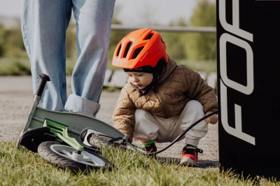 Force ZEBU s blikačkou oranžová dětská cyklistická přilba