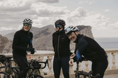 Force RIDGE černo-modrý cyklistický dres - dlouhý rukáv + Force STRIPE černo-modré cyklokraťasy