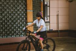 Force STRIPE LADY čierno-ružové dámske cyklokraťasy so šrákmi a vložkou