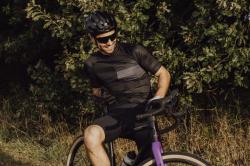 Force SWAY černý cyklodres - kr. rukáv + Force BLADE MTB černé cyklokraťasy